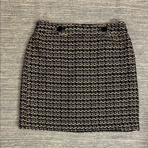 LOFT Black and Cream Tweed Skirt Size 4